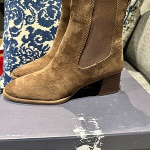 Splendid Tan Suede Heeled Boots